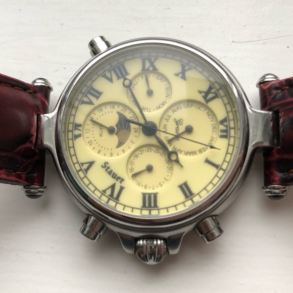 Stauer Men's Graves 33 Automatic Watch - Picture 3 of 7